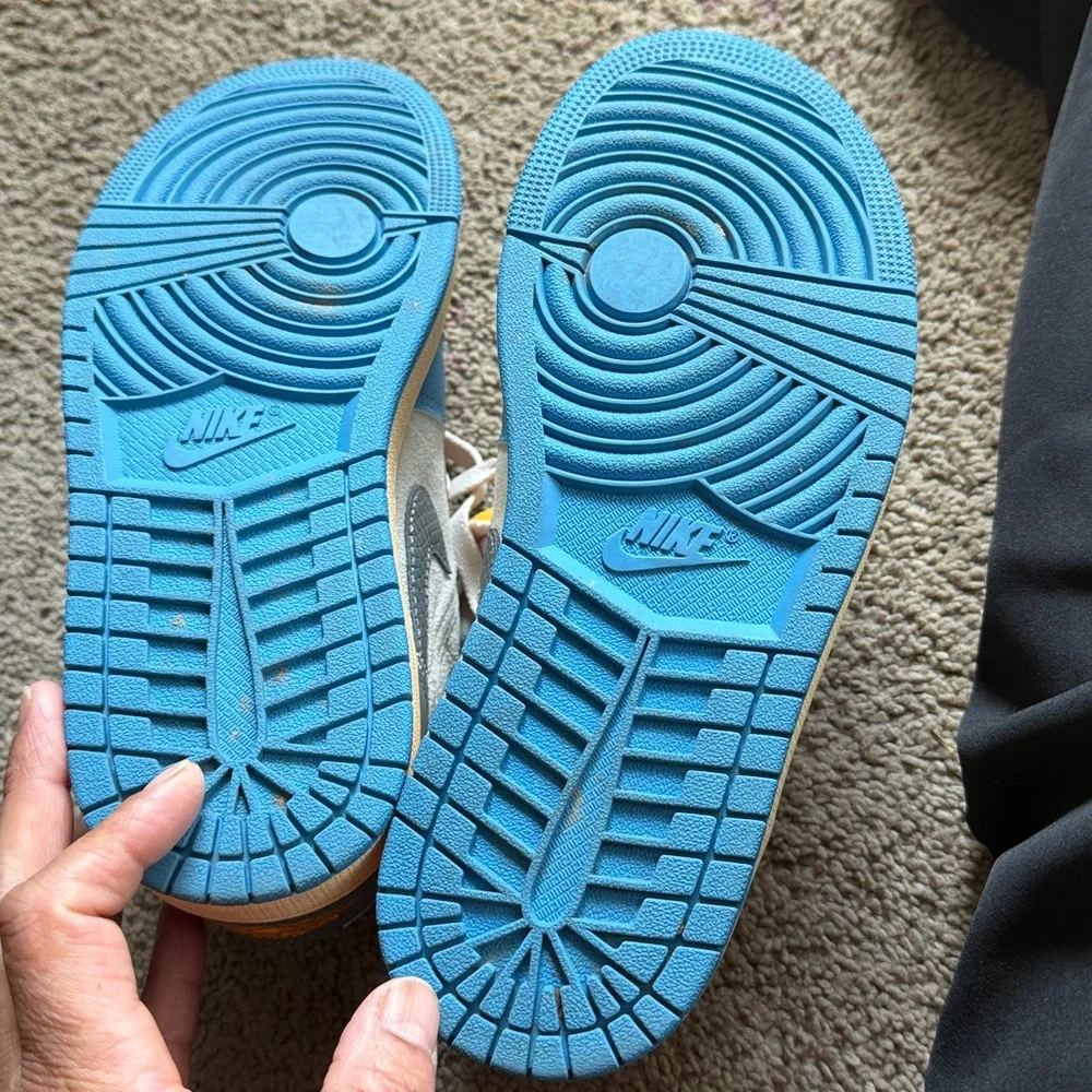 Jordan Kids Low-Top Sneakers in Blue, White & Pink with Yellow Accent - Picture 4 of 6